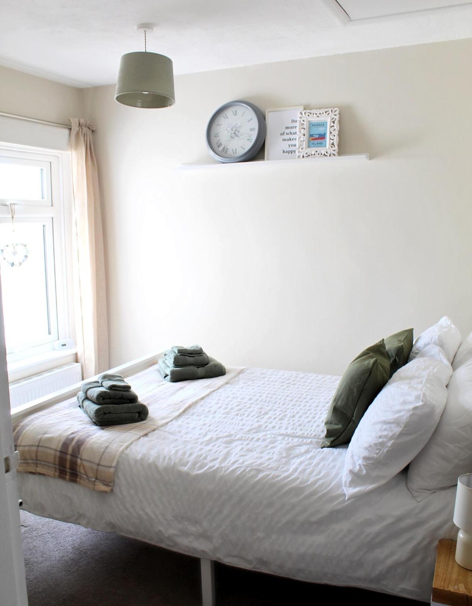 Cosy Cottage In Mersea - Walking Distance To Beach And Town Уест Мърси Екстериор снимка